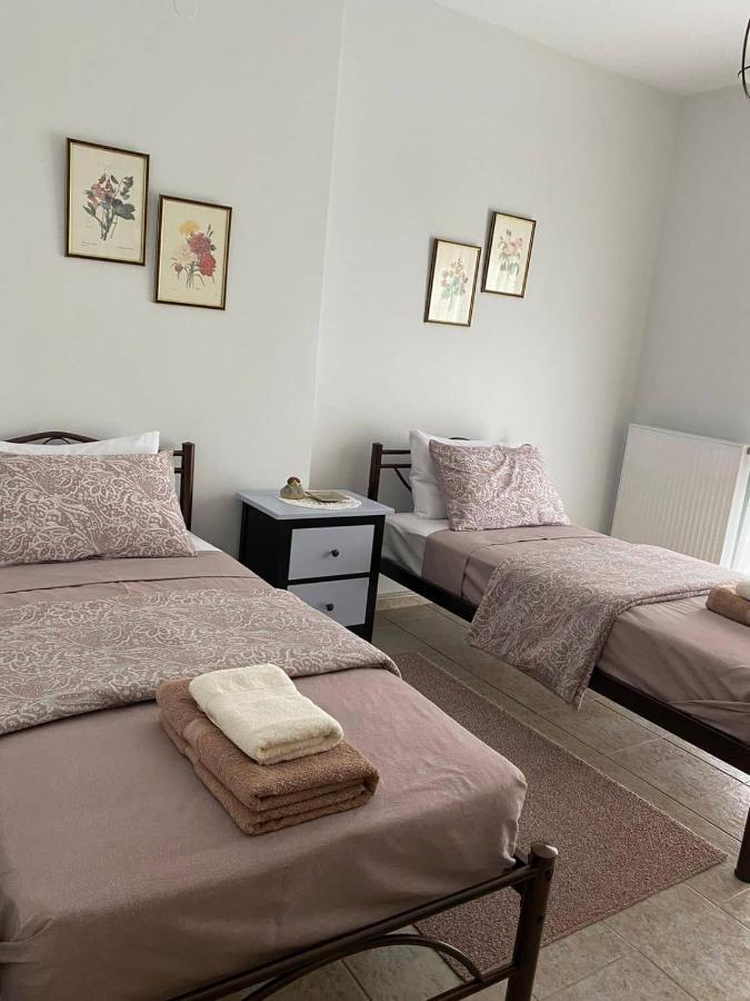 Polys Apartment And Paraskevi Studio With View 프톨레마이다 외부 사진