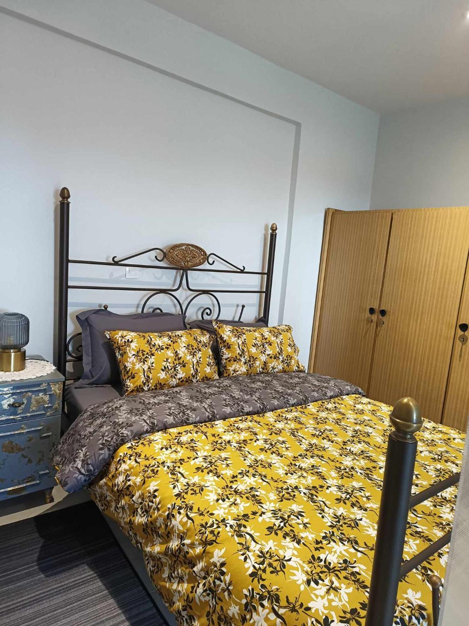 Polys Apartment And Paraskevi Studio With View 프톨레마이다 외부 사진