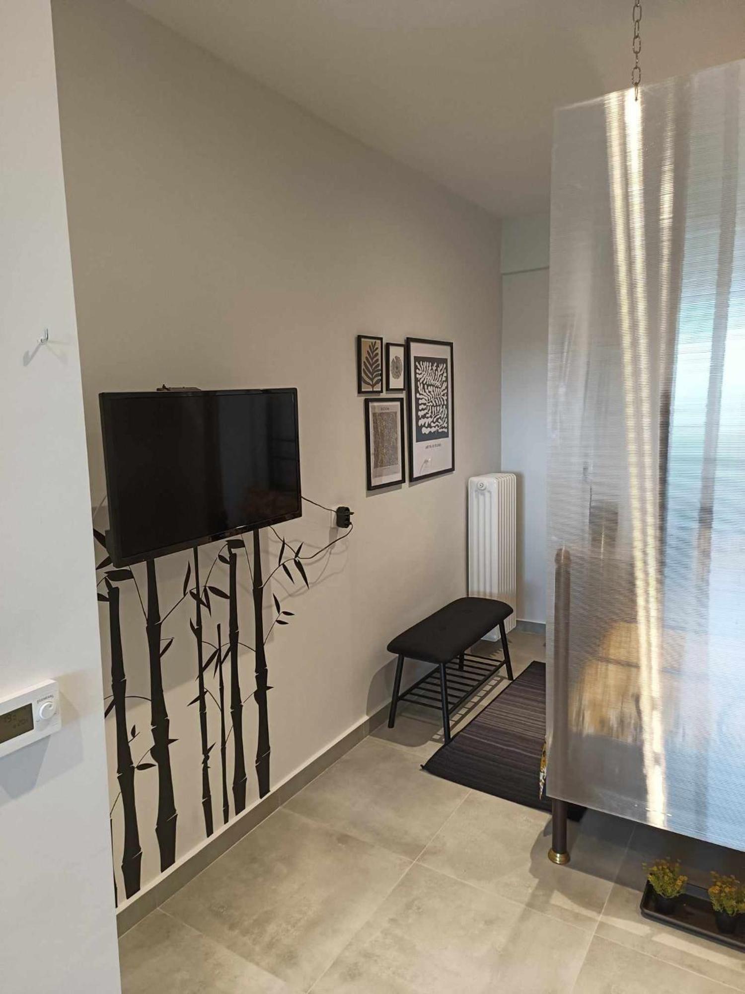 Polys Apartment And Paraskevi Studio With View 프톨레마이다 외부 사진