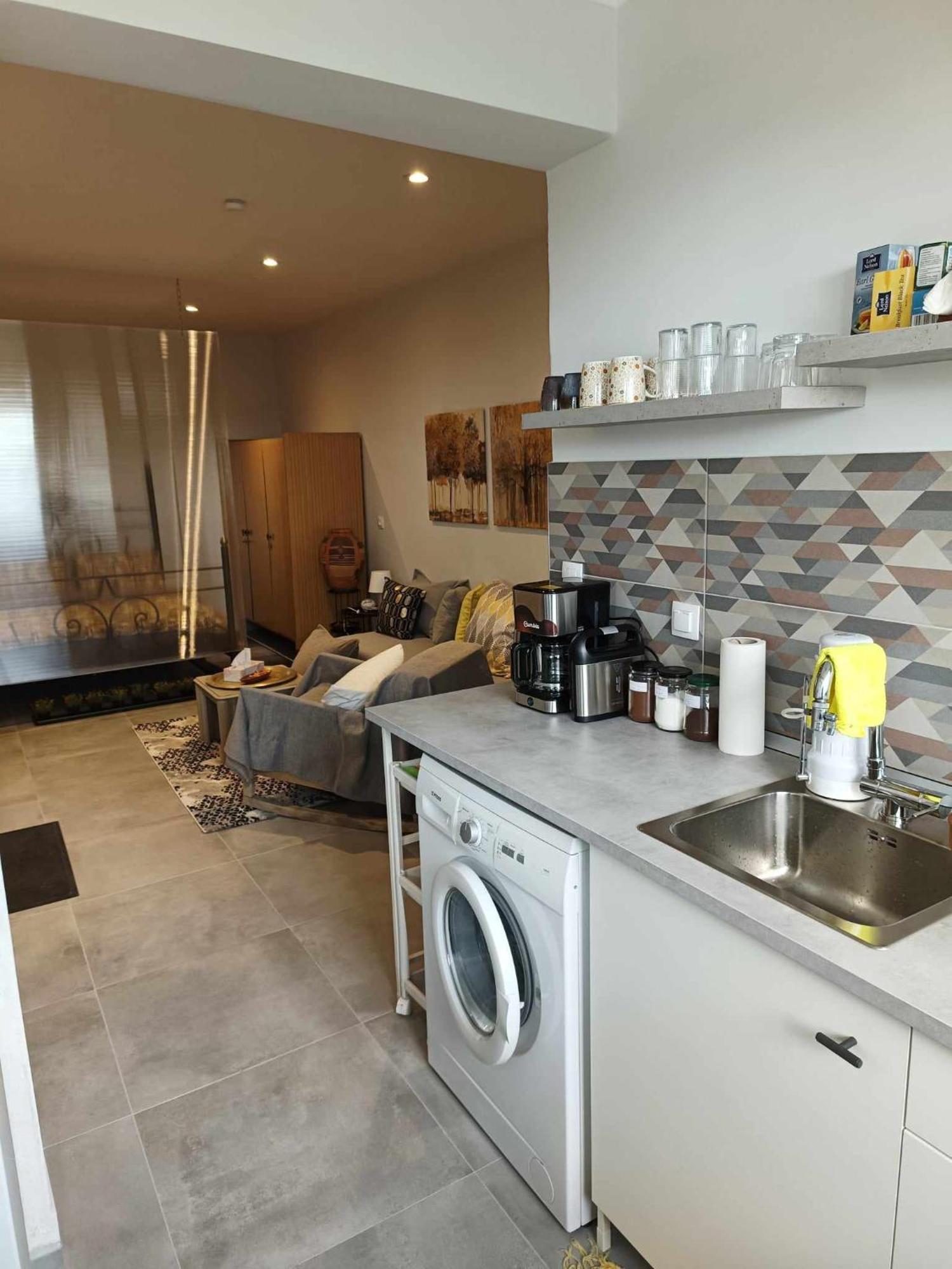 Polys Apartment And Paraskevi Studio With View 프톨레마이다 외부 사진