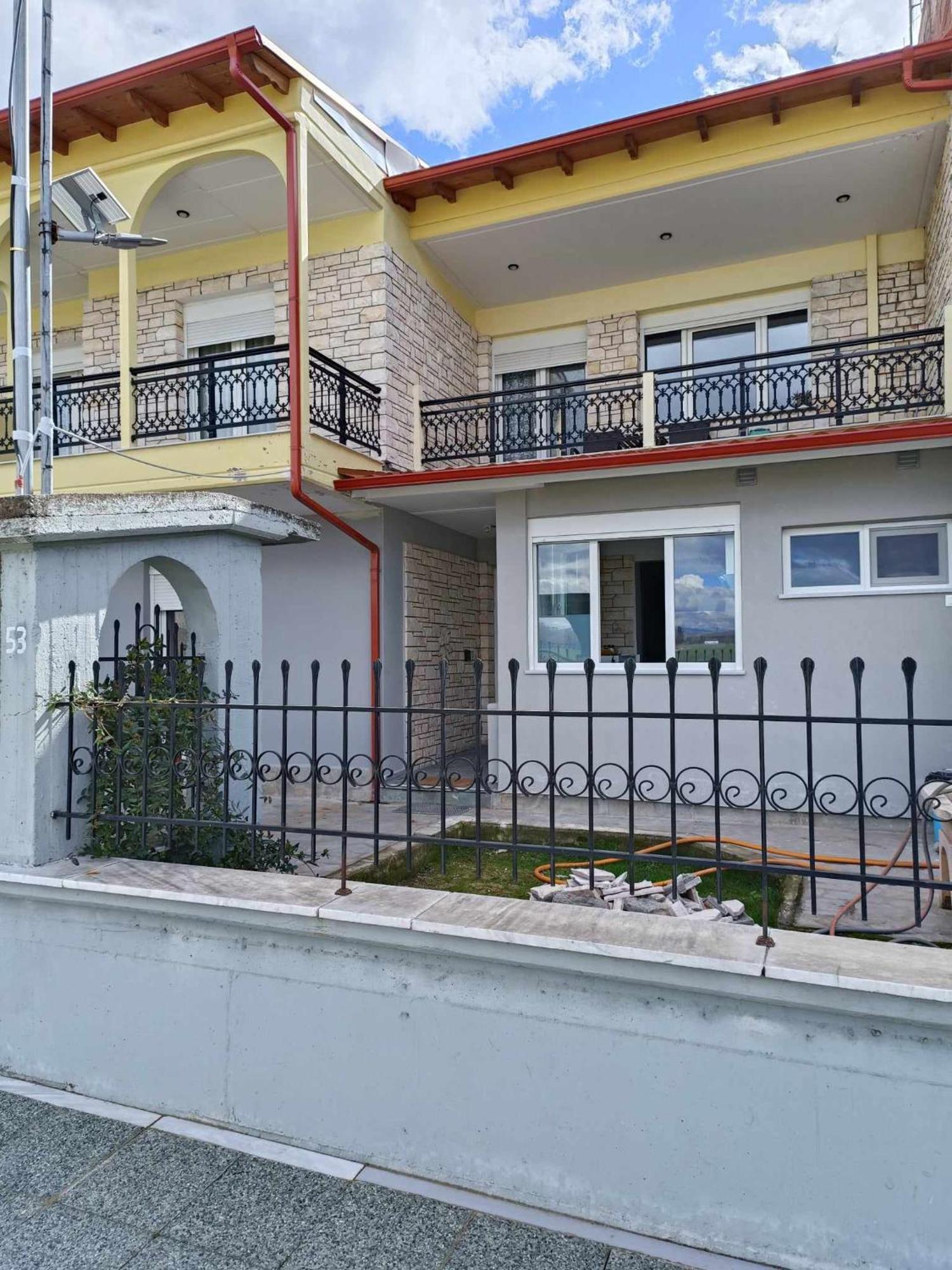 Polys Apartment And Paraskevi Studio With View 프톨레마이다 외부 사진